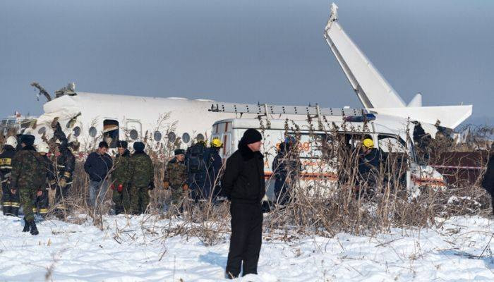 МВД Казахстана назвало новую версию крушения самолета в Алма-Ате