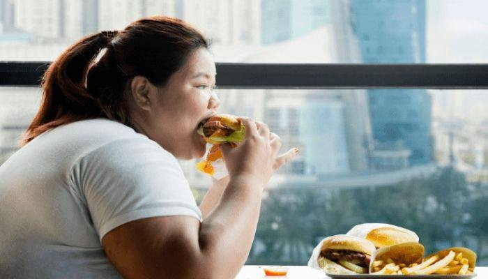 Bloomberg: к 2030 году каждый второй житель США будет страдать ожирением