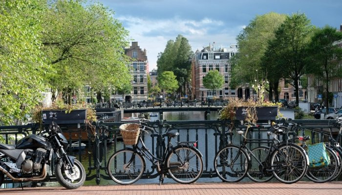 Амстердам с 1 января установил новый налог для туристов