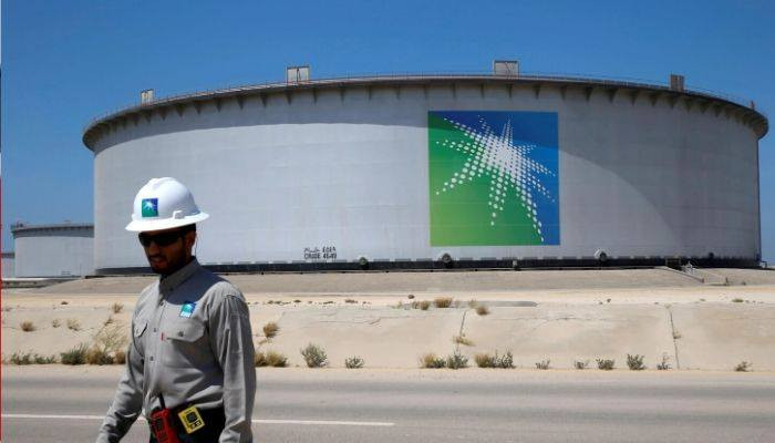 #SaudiAramco raises IPO to record $29.4 billion by over-allotment of shares. #Bloomberg