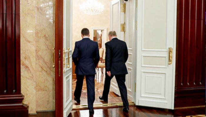Появились подробности отставки правительства Медведева․ #МК