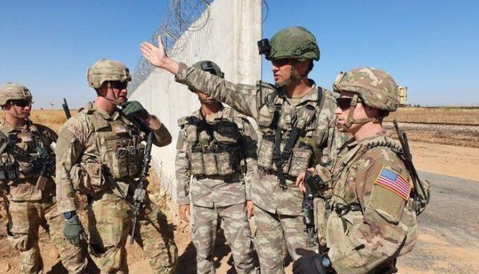 Սիրիայում ամերիկացի զինծառայողներն արգելափակել են ռուս զինծառայողների ճանապարհը