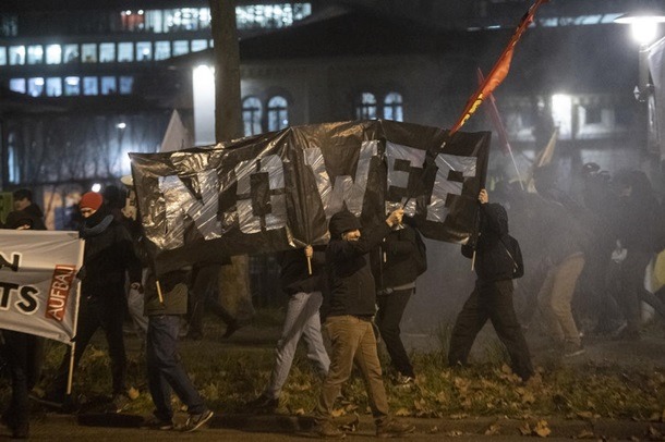 Zurich police use tear gas, water cannons on World Economic Forum protesters
