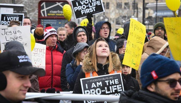 Трамп примет участие в марше против абортов