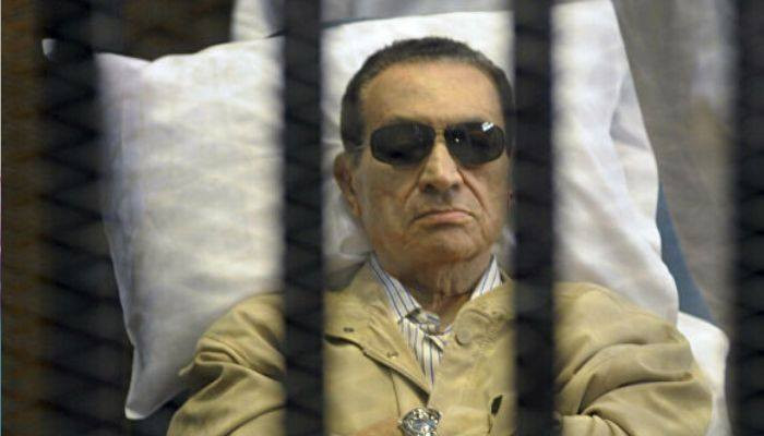 Former Egyptian president Hosni Mubarak dies