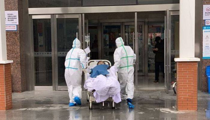 В Ухане закрыли одну из экспресс-больниц из-за спада коронавируса