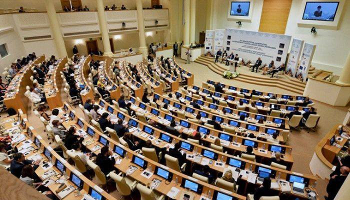 Վրաստանի իշխանությունն ու ընդդիմությունը համաձայնության են եկել խորհրդարանական ընտրություններ անցկացնելու նոր մոդելի շուրջ