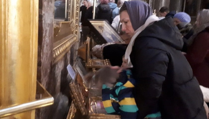 Коронавирус: видео из Казанского собора Петербурга выглядит пугающе