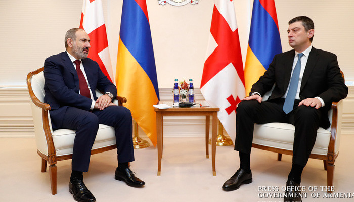 Никол Пашинян провел телефонный разговор с премьер-министром Грузии