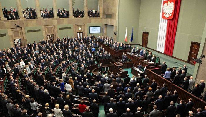 Polish parliament approves election only by postal vote․ #wfmz