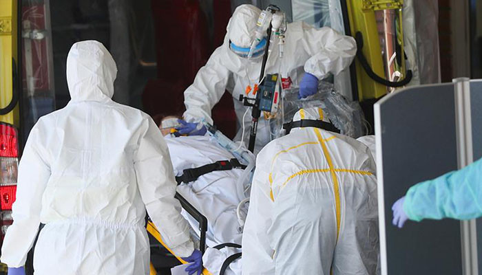 İspanya'da 1 günde 757 kişi #koronavirüsten hayatını kaybetti․ #TRTHaber