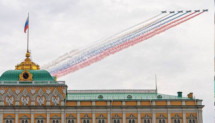 В Москве стартовал воздушный парад, посвященный 75-летию победы в Великой Отечественной войне