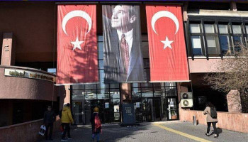 Turkey bans lenders from trading liras with #Citi, #UBS, #BNP