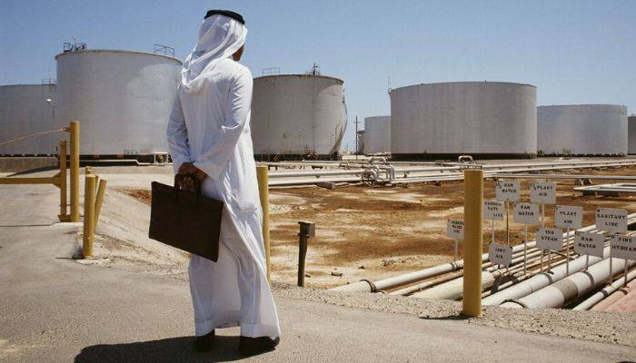 Saudis add 1 MMbbl to output cut to help stabilize oil prices