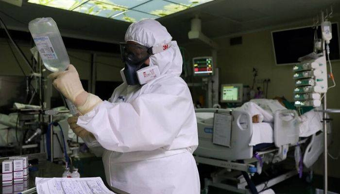 Число заболевших коронавирусом в России превысило 350 тыс.