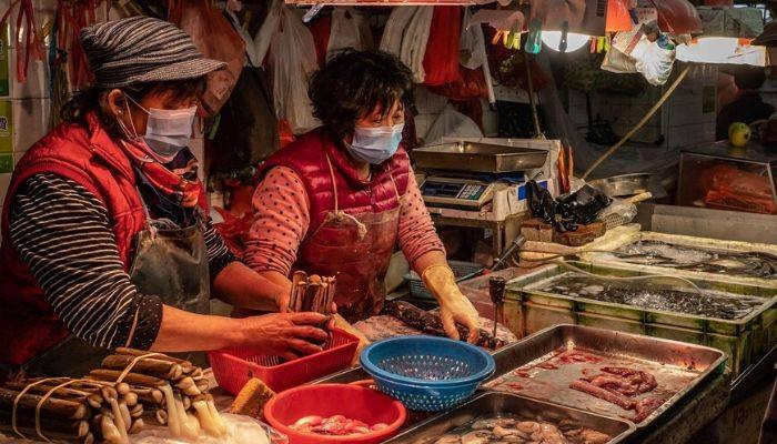 Չինաստանը հերքում է Ուհան քաղաքի ծովամթերքների շուկայում կորոնավիրուսի առաջացման վարկածը
