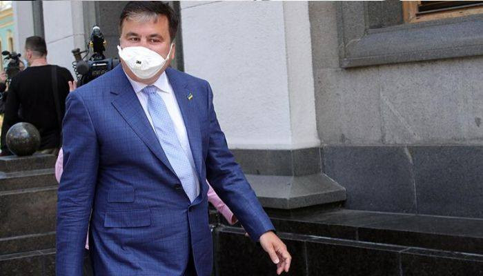 «Страна может распасться»: Саакашвили предупредил украинцев