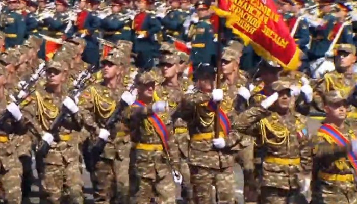 Հայկական զորախումբը՝ Հաղթանակի 75-ամյակին նվիրված զորահանդեսին