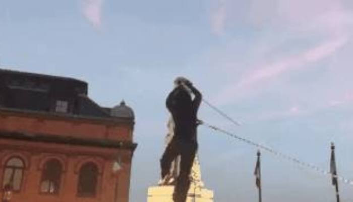 ԱՄՆ-ում տապալել են Քրիստափոր Կոլումբոսի արձանը