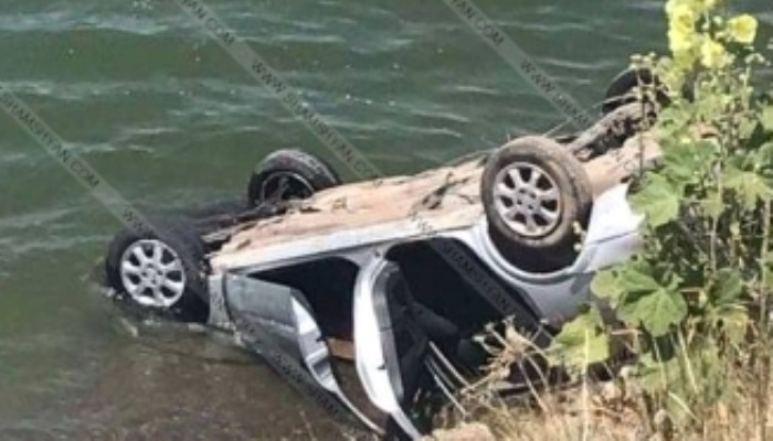 Ավտոմեքենան հայտնվել է Սևանա լճում. երիտասարդ վարորդը տեղում մահացել է