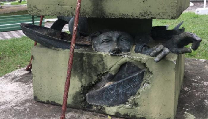 Բռնապետի արձանը՝ Պարագվայում