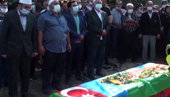 Reuters-ը հրապարակել է ռազմական բախումների պատճառով ադրբեջանցի սպանված զինվորի թաղման կադրեր
