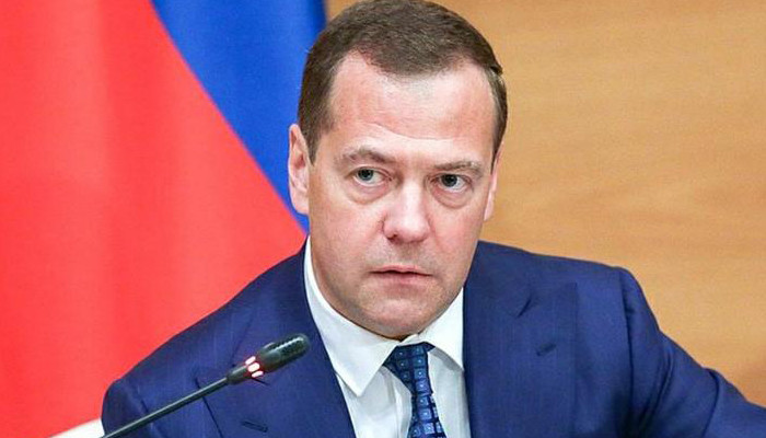 Медведев: Ереван и Баку должны воздерживаться от необдуманных действий