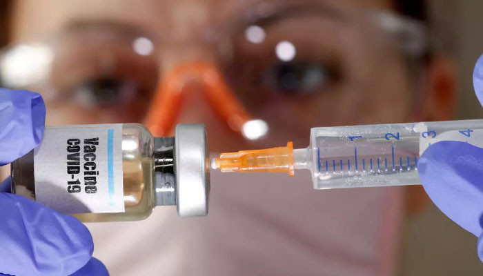 В Италии начались испытания вакцины от коронавируса на людях