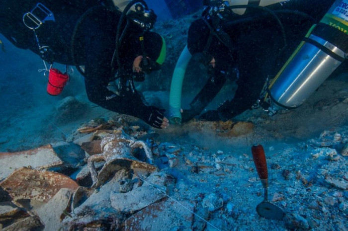 Первый греческий подводный музей открылся возле острова Алонисос