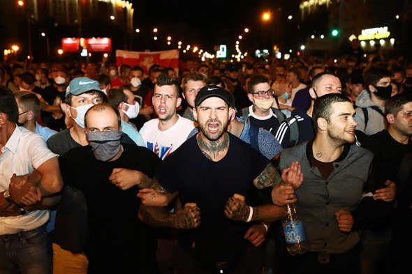 Как прошла ночь протестов в Белоруссии. Репортаж из Минска