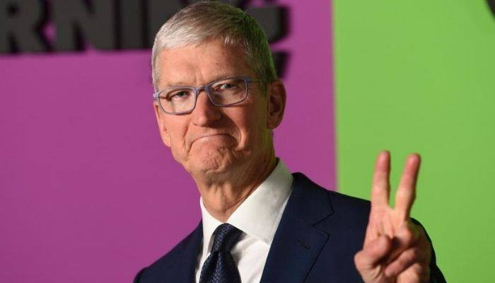 Tim Cook hits billionaire status with #Apple nearing $2 trillion