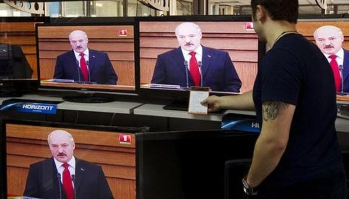 Белорусские телеведущие увольняются с государственных каналов