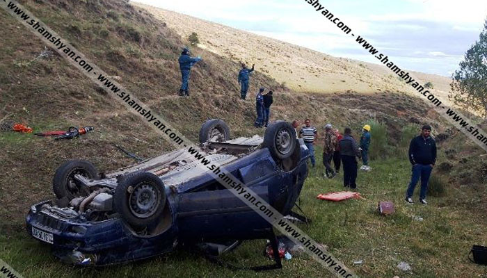 В Армении автомобиль рухнул в ущелье: два человека погибли, четверо пострадали