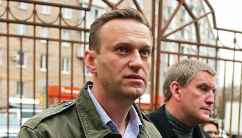 Navalny komadan çıktı!