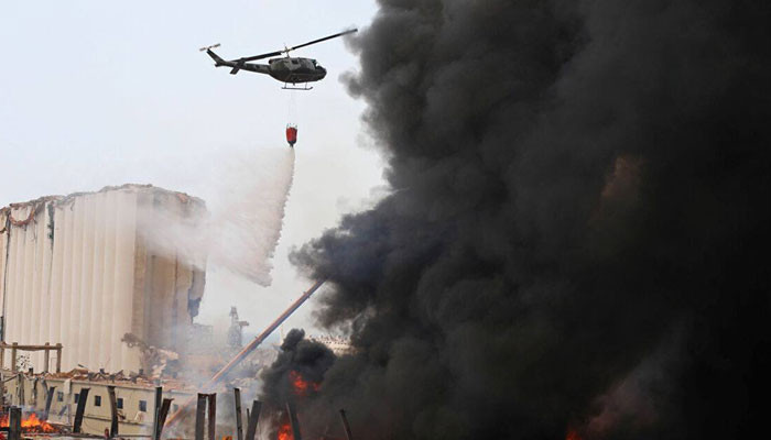 Названа предварительная причина пожара в порту Бейрута
