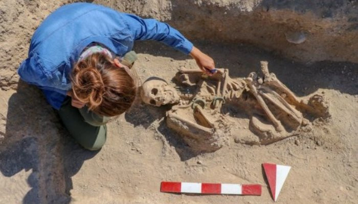 В Айкашене нашли могилу «принцессы» Урарту