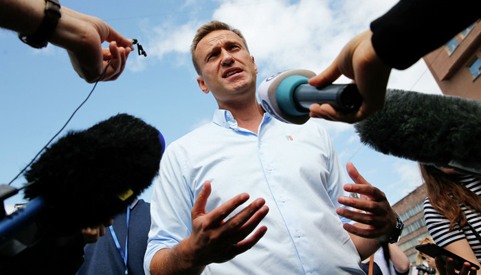 Юрист: близким Навального может грозить тюрьма за вывоз улики из страны