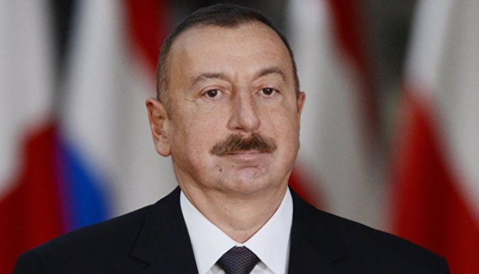 Президент Азербайджана заподозрил Армению в подготовке к новой войне