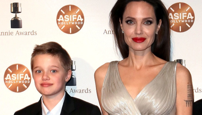 Дочь Анжелины Джоли отказалась об операции по смене пола