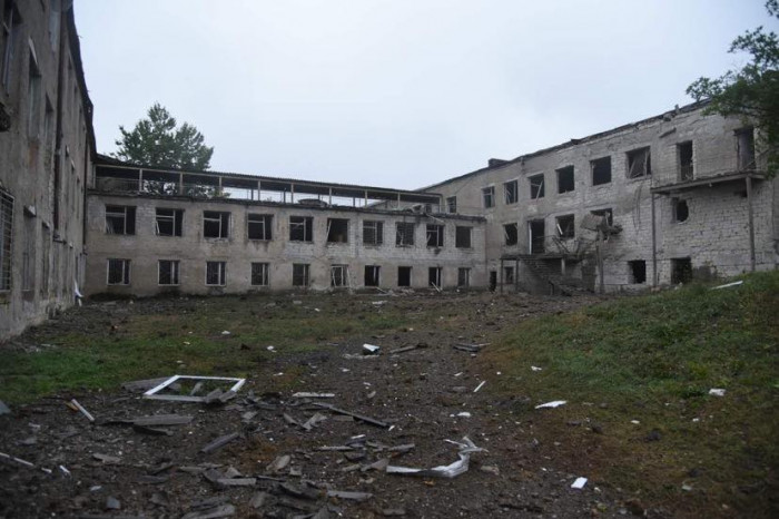 Азербайджан продолжает наносить удары по гражданской инфраструктуре в Степанакерте