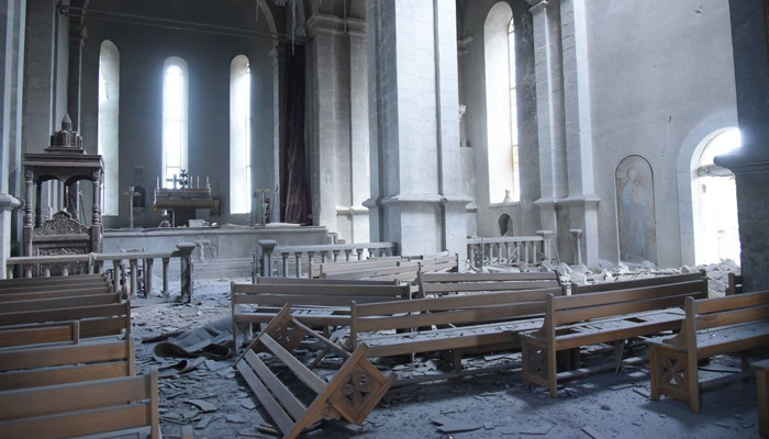 Azerbaijan hit the Ghazanchetsots Church, the symbol of Shushi