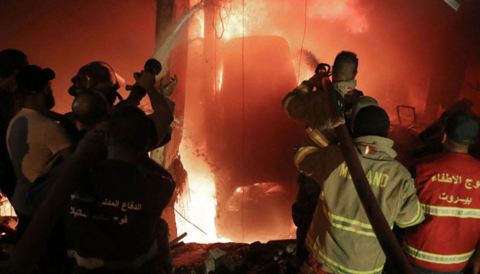 В Бейруте снова произошел сильный взрыв с пожаром