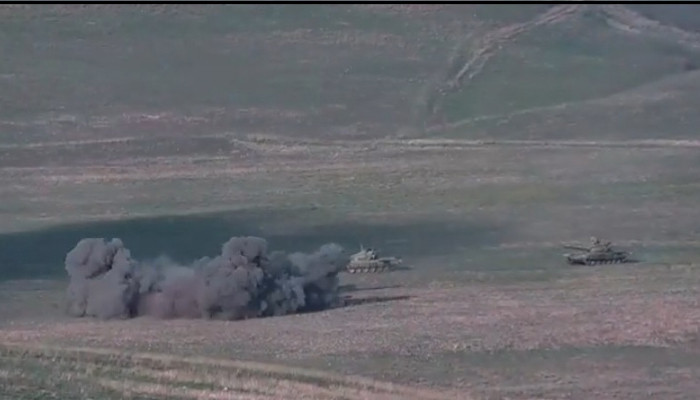 На южном направлении подразделения Армии обороны Нагорного Карабаха уничтожили 4 атакующих танка противника