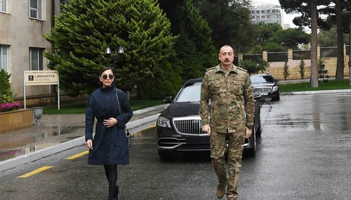 Алиев посетил города Карабаха