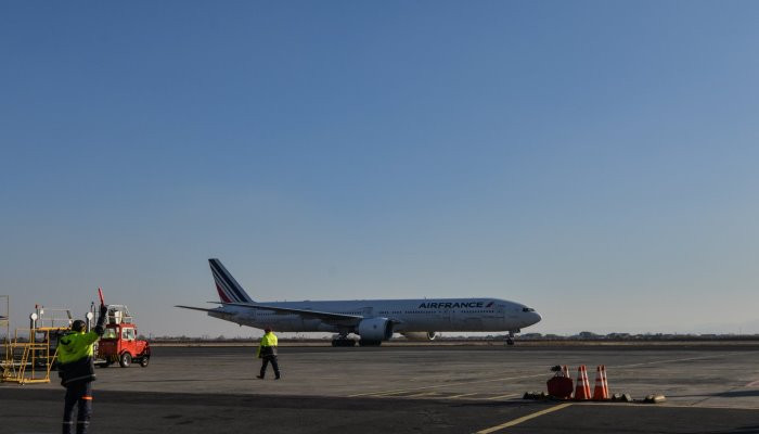 Ֆրանսիայից հումանիտար օժանդակության երկրորդ ինքնաթիռը ժամանեց Հայաստան