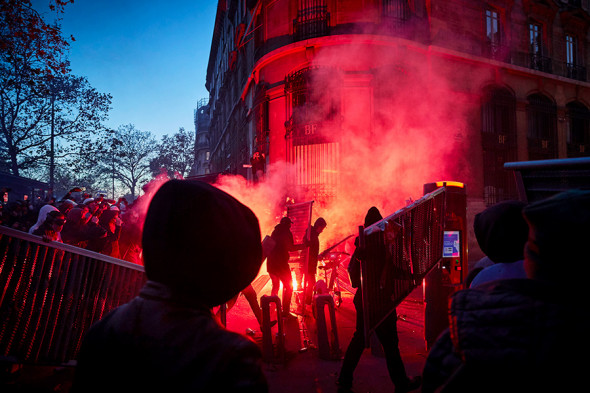 Fransa sokakları karıştı