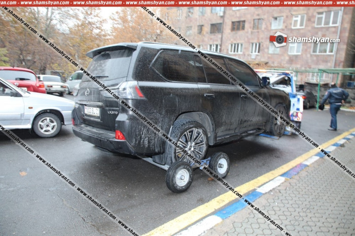 Երևանում պայթեցրել են «Հայէկոնոմբանկ»-ի գործադիր տնօրենի Lexus-ը
