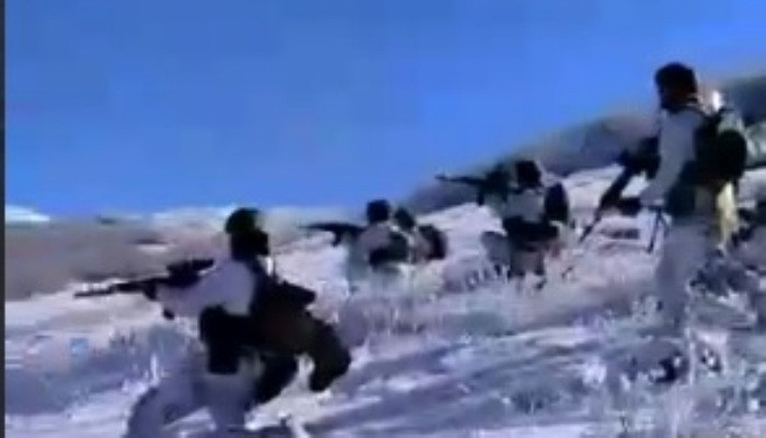 Հրապարակվել է տեսանյութ՝ ինչպես են ադրբեջանցիները հարձակվում Խծաբերդի պաշտպանների վրա