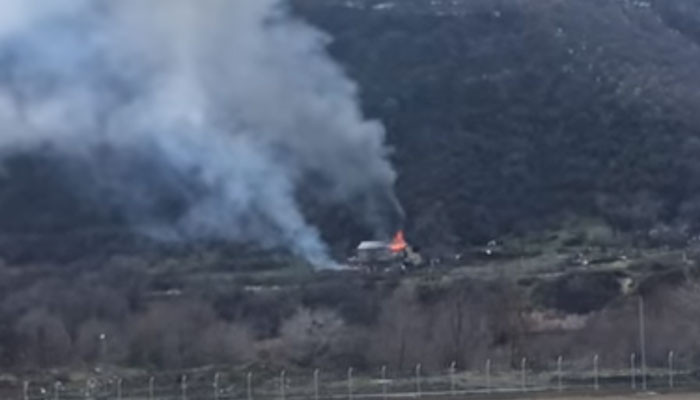 Տեսանյութ.Կապանում մարդիկ իրենց տունն են վառում, իսկ այդ բլուրների վրա կնստեն ադրբեջանցիները ու քաղաքը կառնեն իրենց ափի մեջ
