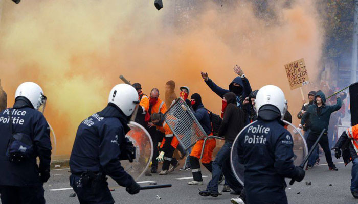 В Брюсселе задержано более 100 человек